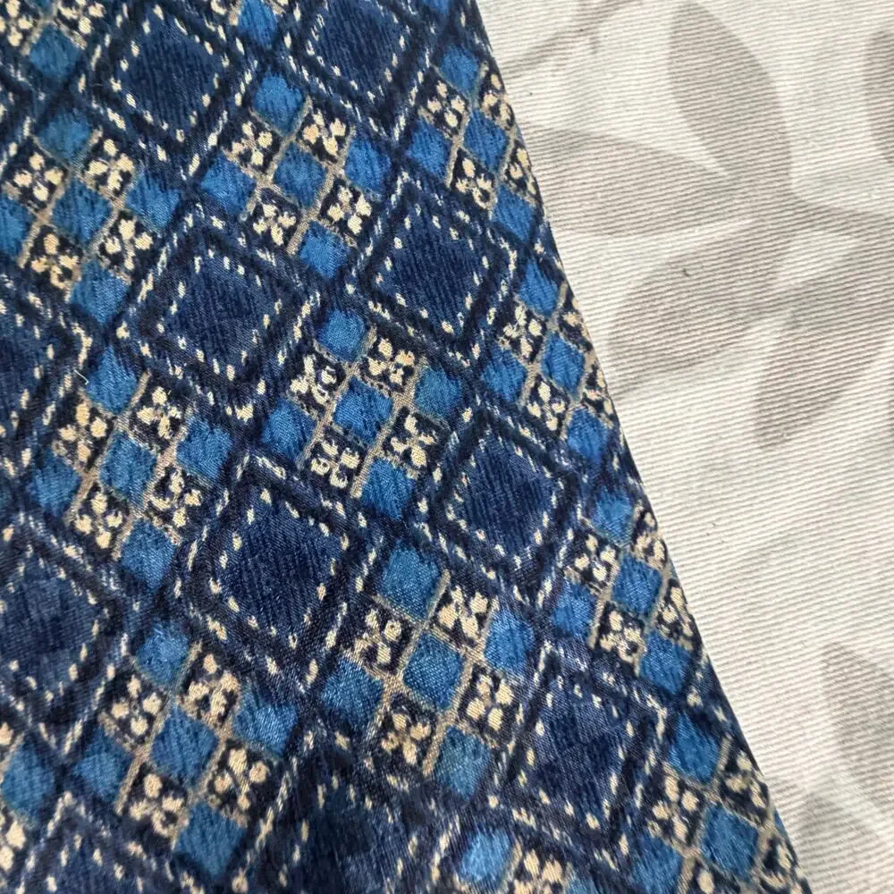 Galli's 100% Silk Necktie Spain Italy Blues and cream Classic 60.5 in long